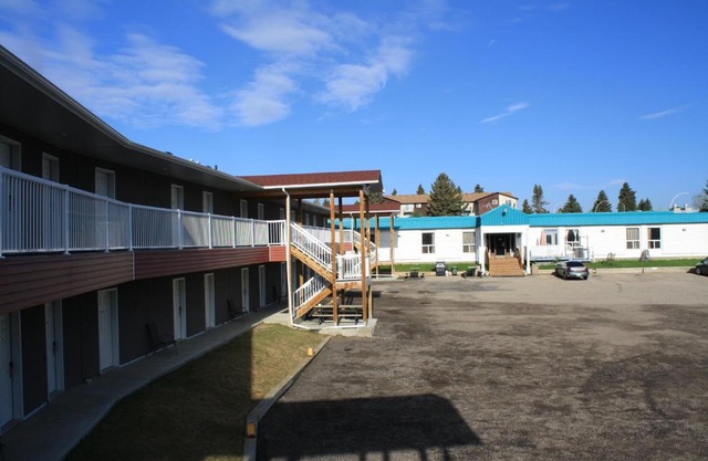 CHINOOK INN