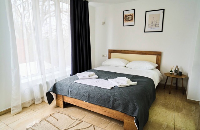 Elegant One-Bedroom Escape
