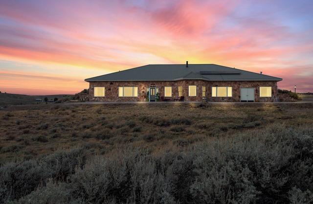 Choice accommodation located in the "Infamous Wind River Mountains" of Wyoming