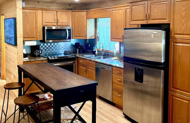 Ice Fishers wanted, minutes from Balsam Bay. Large heated garage available.