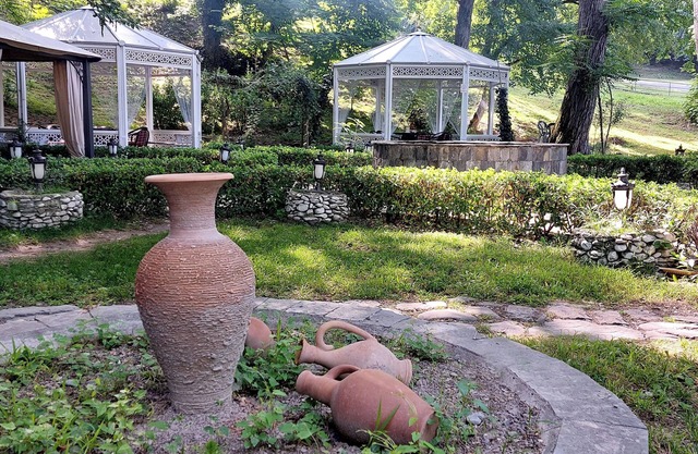 Chukhur Gabala Museum Hotel