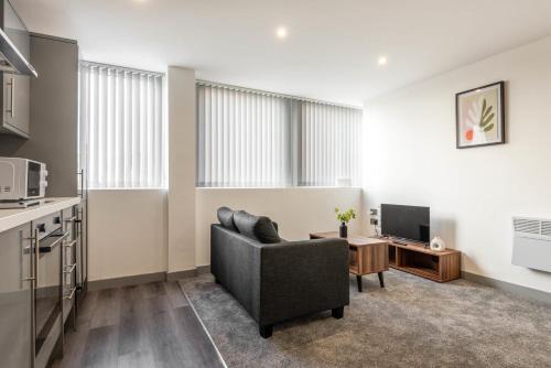 churn - Fabulous 1 Bedroom Apartment in Yeadon