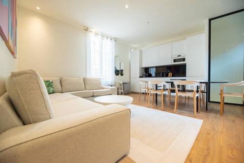CIA - Chic Flat with AC few steps from Paris