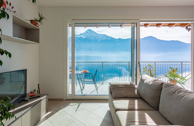 Ferienwohnung Ciclamino (GLA127) in Gera Lario - 4 Personen, 2 Schlafzimmer
