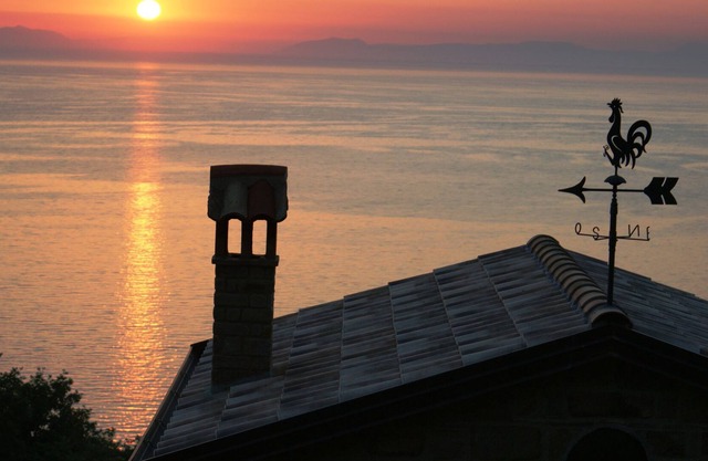 CILENTO PANORAMISCHES STEINHAUS AM MEER