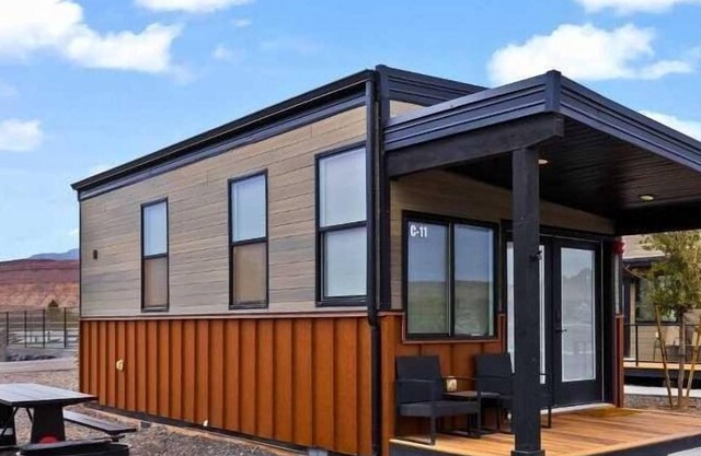 Cindy Glamping Cabin 1 Bedroom / 1 Bath Efficiency - Studio Apartment for Short Stays