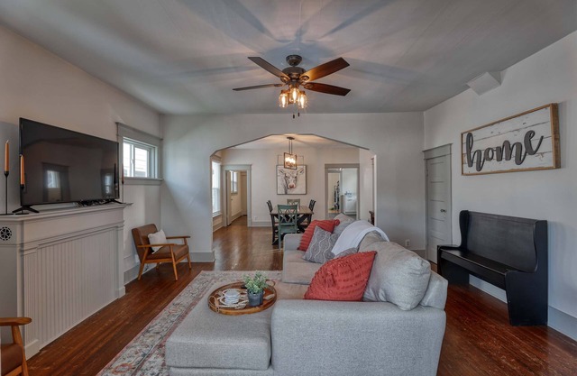 Large yet cozy house in the heart of Sheridan