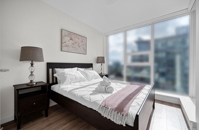 City Center Brand New 1 Bedroom 4 Guests Apartment