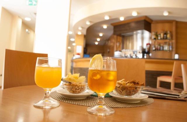 City Hotel