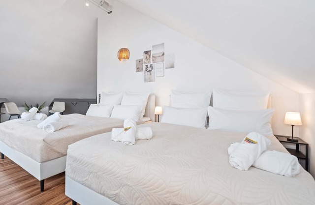 Stadtoase Fulda mit flair I Whirlpool I Balkon I 2xParken I Kaffee I WLAN