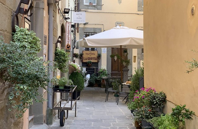 Stadtwohnung in Cortona mit 1 Schlafzimmern 2 Schlafplätzen