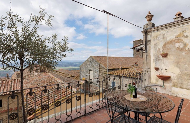 Stadtwohnung in Cortona mit 1 Schlafzimmern 4 Schlafplätzen