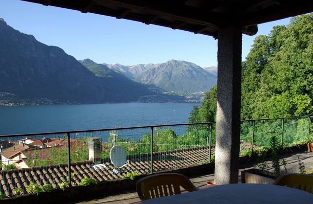 Claino Con Osteno: Haus mit Herrlichem Blick Über den Lago di Lugano