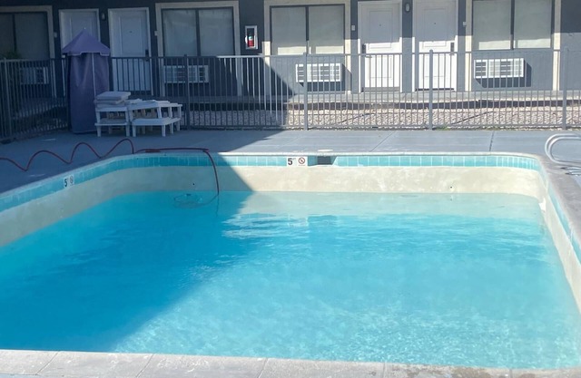 Clarion Pointe Ridgecrest near China Lake Naval Station