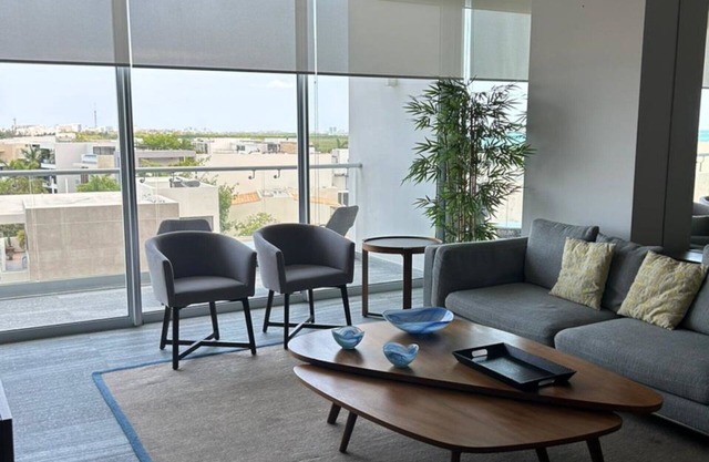 Riva 404 A · Classic 2BR Condo pool near beach