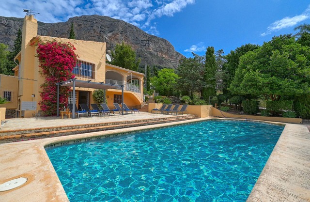 Klassisches und gemütliches Haus mit privatem Pool in Javea, Costa Blanca, Spanien für 10 Personen