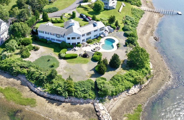 Luxushaus mit beheiztem Pool, Whirlpool und spektakulärem Meerblick
