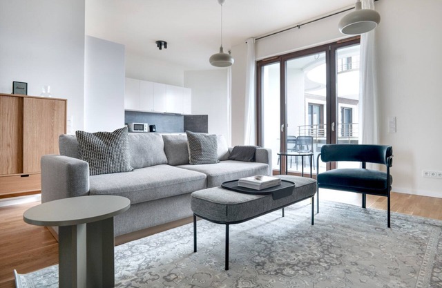 Classic Charlottenburg 3BR nr Tiergarten, by Blueground