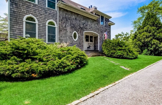 Classic charmer with a pool, grill, and deck - dog-friendly & close to beaches