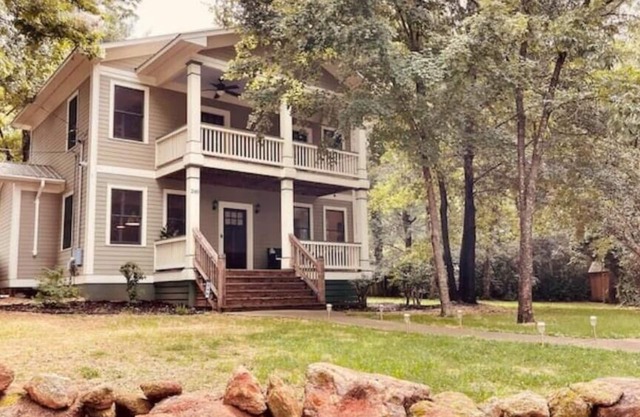Classic City Dawg House- Charleston Style Home, Firepit, Relaxing porches
