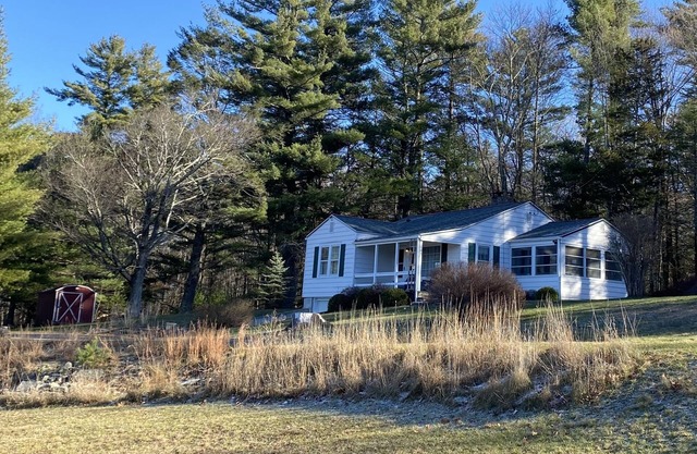 Klassisches Cottage auf 6 Hektar mit Panoramablick auf Catskill
