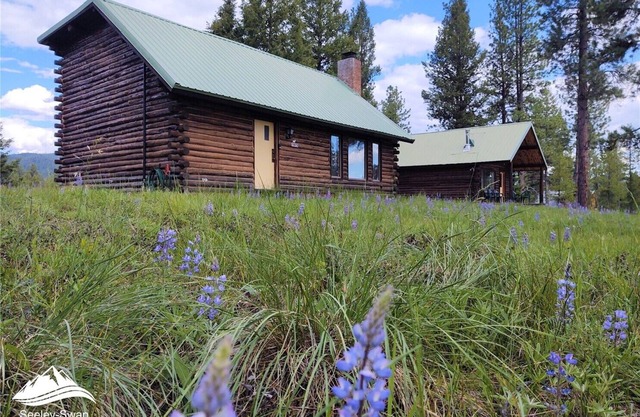 Classic Creekfront Cabins in the Montana Mountains!