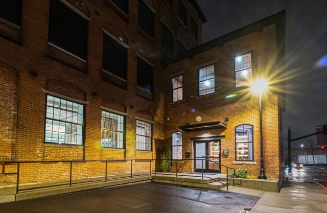 Classic Italian Getaway Loft | Providence Gem