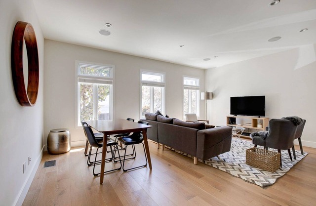 Classic Russian Hill 3BR, nr Park, Museum, Dining & Shops, by Blueground