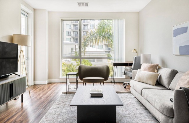 Classic Santa Clara 1BR w/ W/D & Gym, walk to Safeway, by Blueground