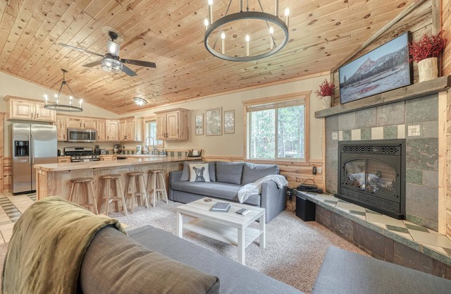 Classy Cabin: Bills Island, einstöckig, privat.