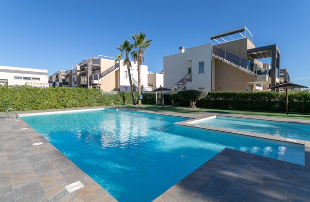 Ferienhaus "Classy Holiday Home" mit Sauna, Pool, Klimaanlage und WLAN