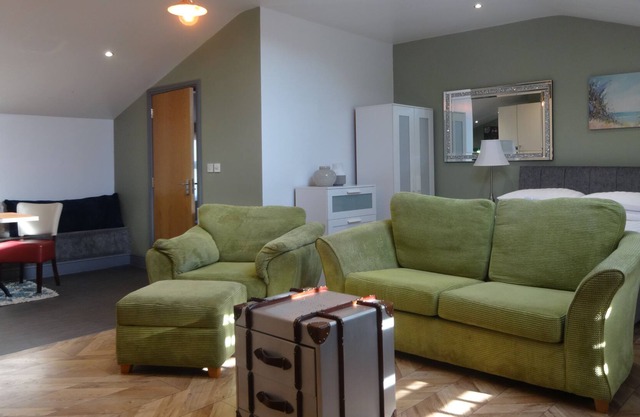 Claudius Caesar is pet friendly with a hot tub, Bowness on Solway