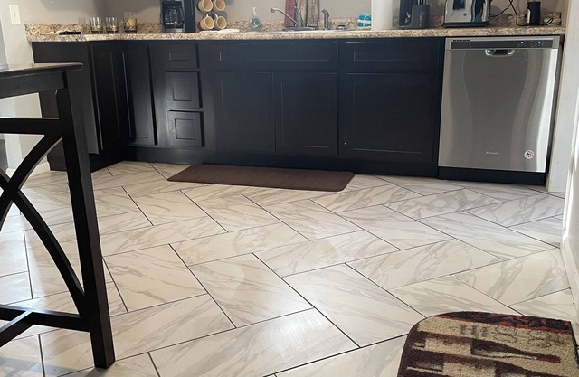 Clean 3 bedroom home in Wood River