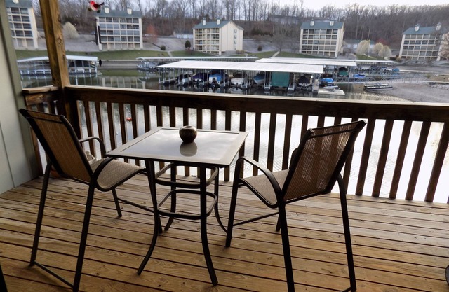 Sauber und aktualisiert 1 Schlafzimmer 1 Badezimmer am See!