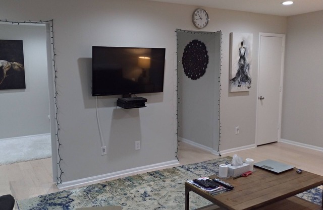 Clean and Sanitized Cornwall Condominium