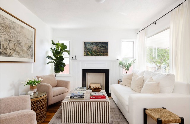 Amazing Location Heart of SLC Comfortable + Cozy Cottage