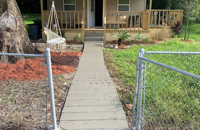 Clean & Cozy 2-bedroom with sleeper sofa, parking available for boats or RVs.