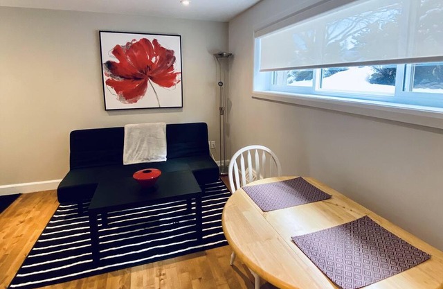 Clean, cozy, well located only 400m walk to subway