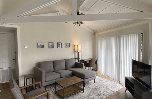 Clean Pinehurst Treehouse Social dist Hideout