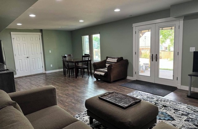 Clean, safe, and private fully furnished 1-bedroom apartment in Loveland