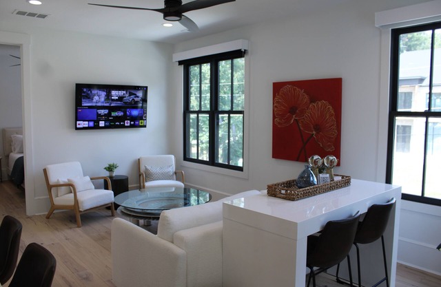 NEW 1-bedroom apartment minutes from Downtown Alpharetta