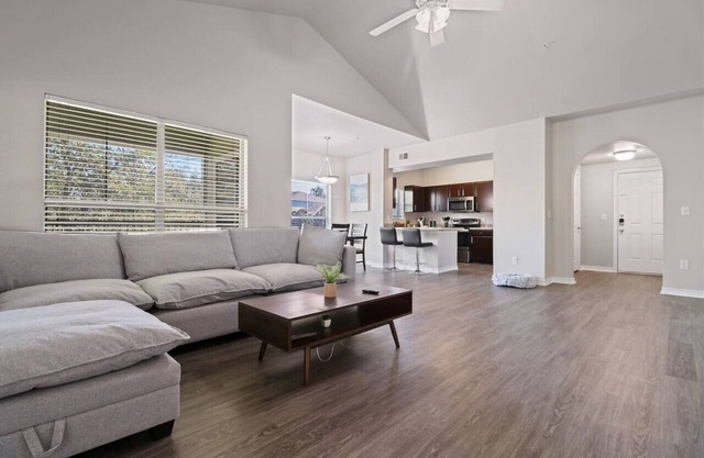 Clear Lake Stay w/ Pool View: Family Friendly