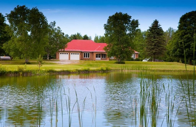 Clearview Manor! Wasaga Beach, Blue Mountain