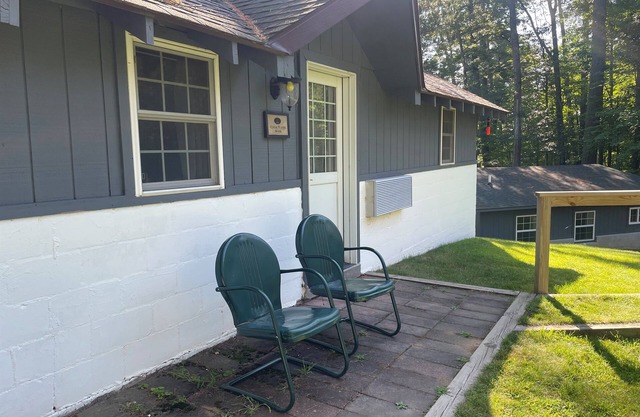 ClearWater LakeFront Cabin