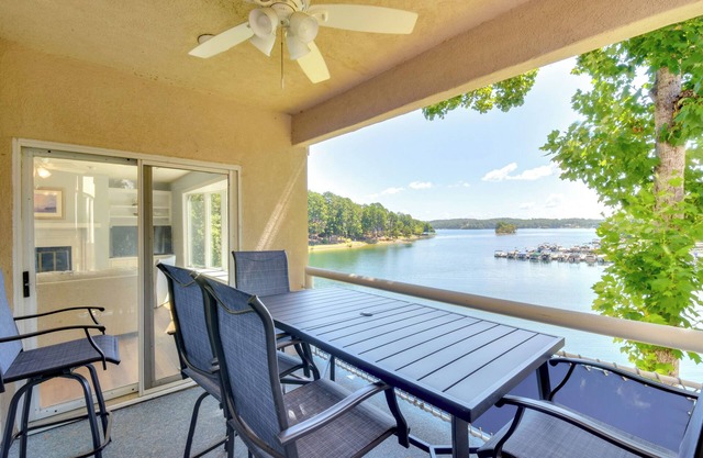 Clemson Game Retreat: Lakefront Keowee Key Condo