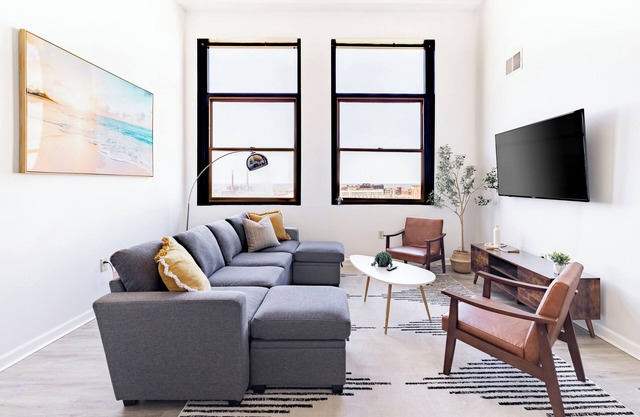 Cleveland 2BR Loft -Wolstein/Progressive/ Playhouse/CSU.