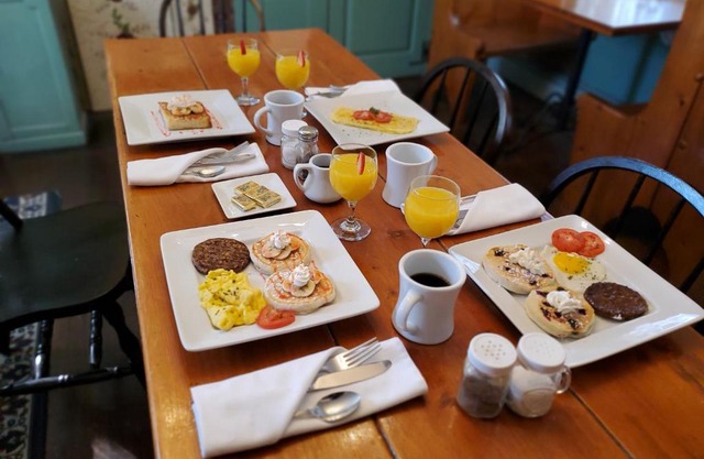 Cleveland House Inn
