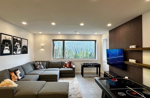 Cliffhanger Chalet