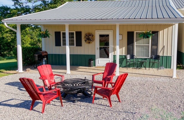 Clifford's Country Cottage