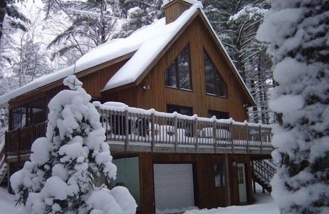 Privates Adirondack Mtn Chalet im Kiefernwald